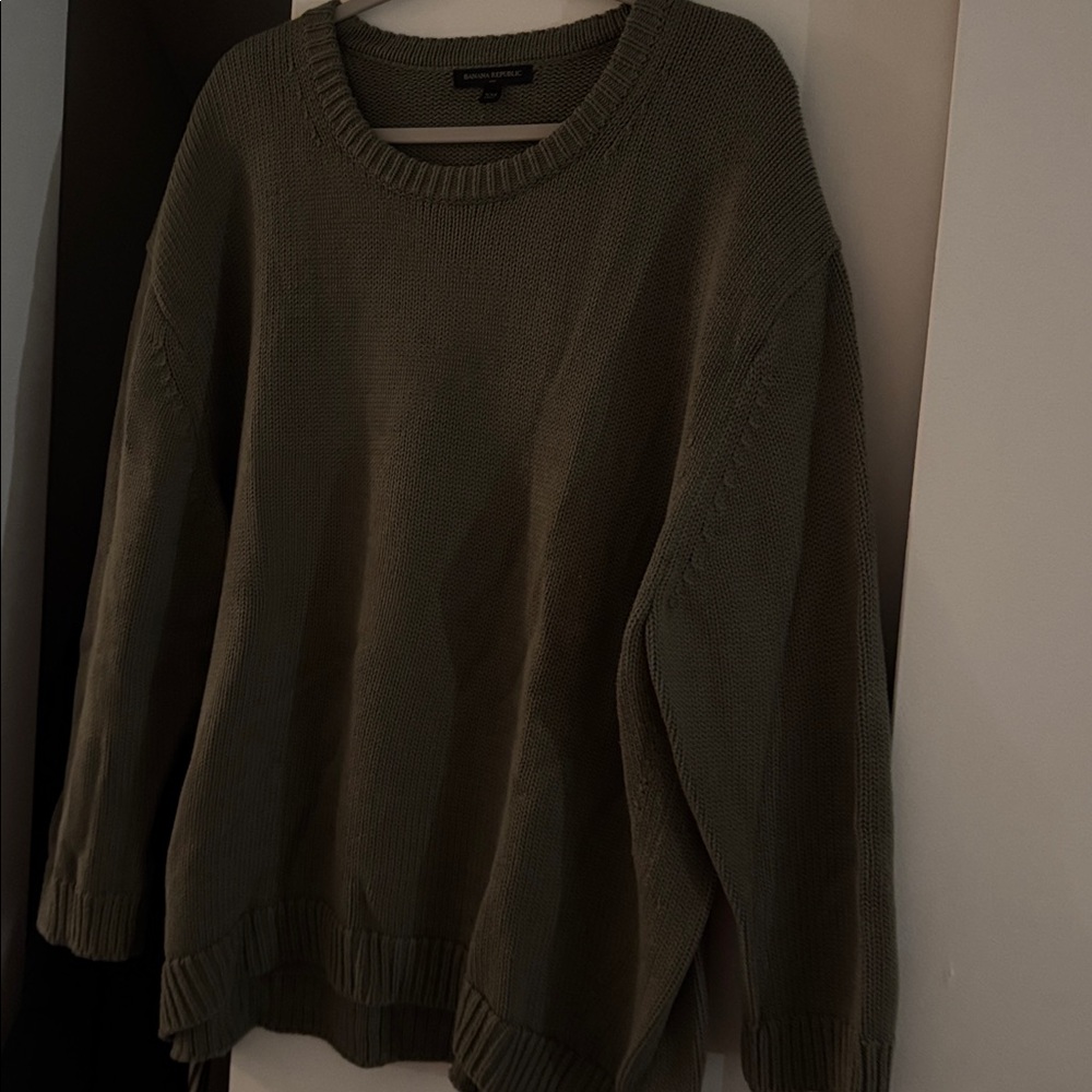 Banana Republic Khaki Women's Crew Neck Sweater - Picture 5 of 5